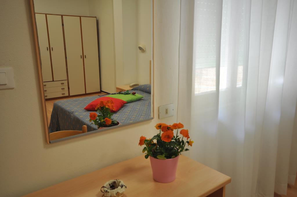 Hotel Roxy Floridiana Rimini Cameră foto