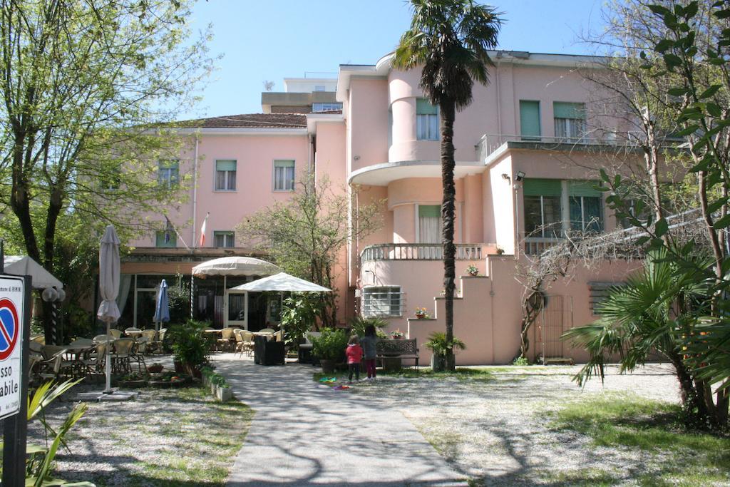 Hotel Roxy Floridiana Rimini Exterior foto